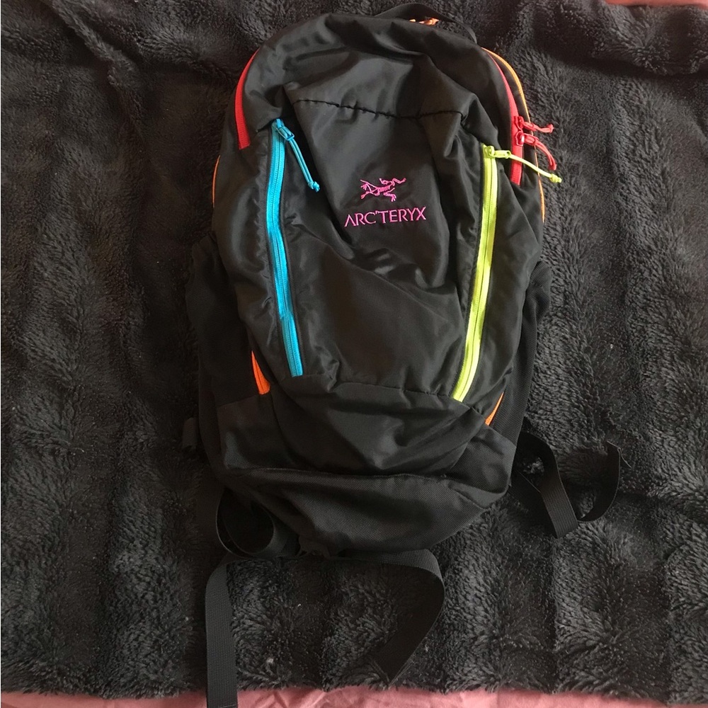 2019 - Arc’teryx Beams Mantis 26 Bag